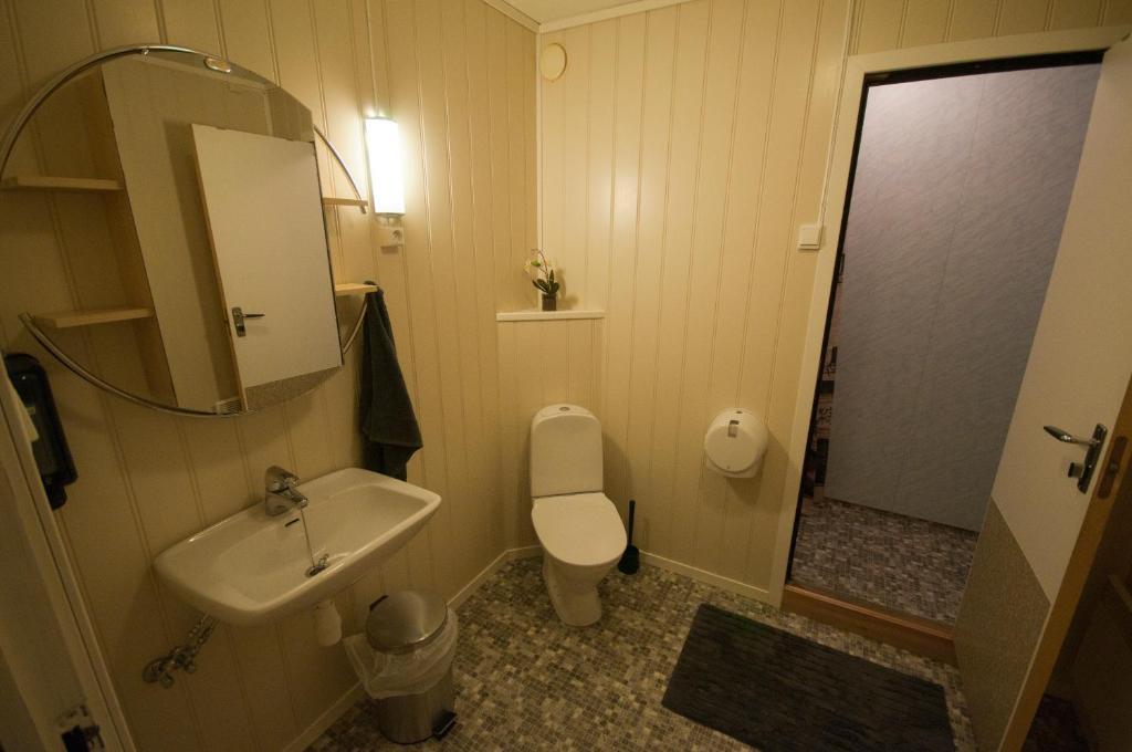 Gulen Dive ResortDalsøyra エクステリア 写真