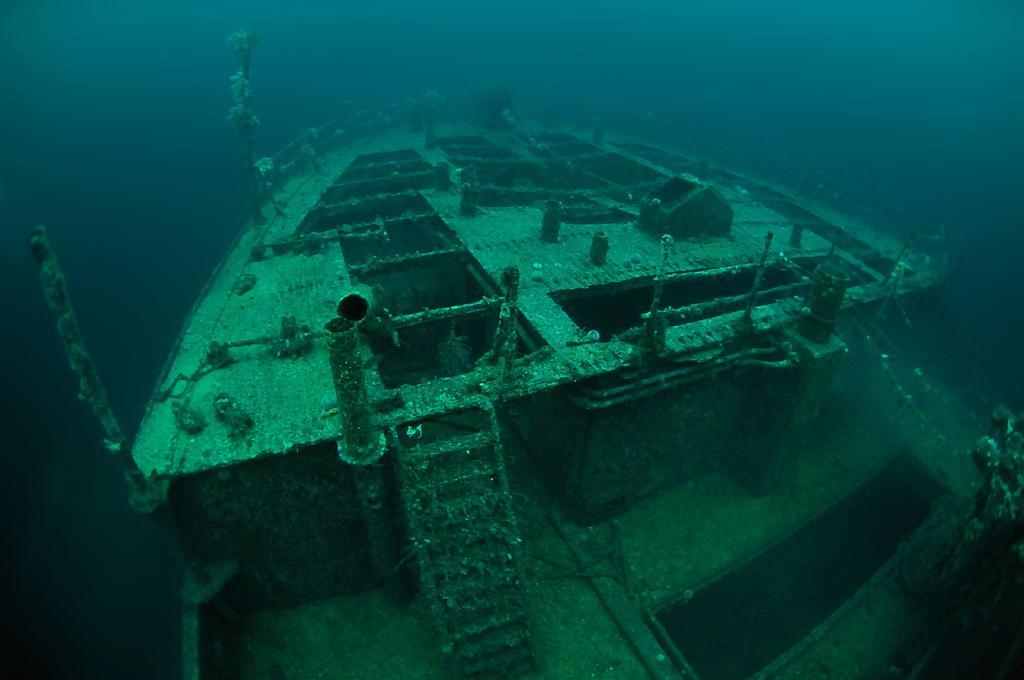 Gulen Dive ResortDalsøyra エクステリア 写真
